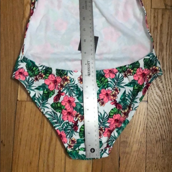 NWT TOPSHOP One Piece Bathing suit Size 4 Swimsuit - Picture 4 of 4
